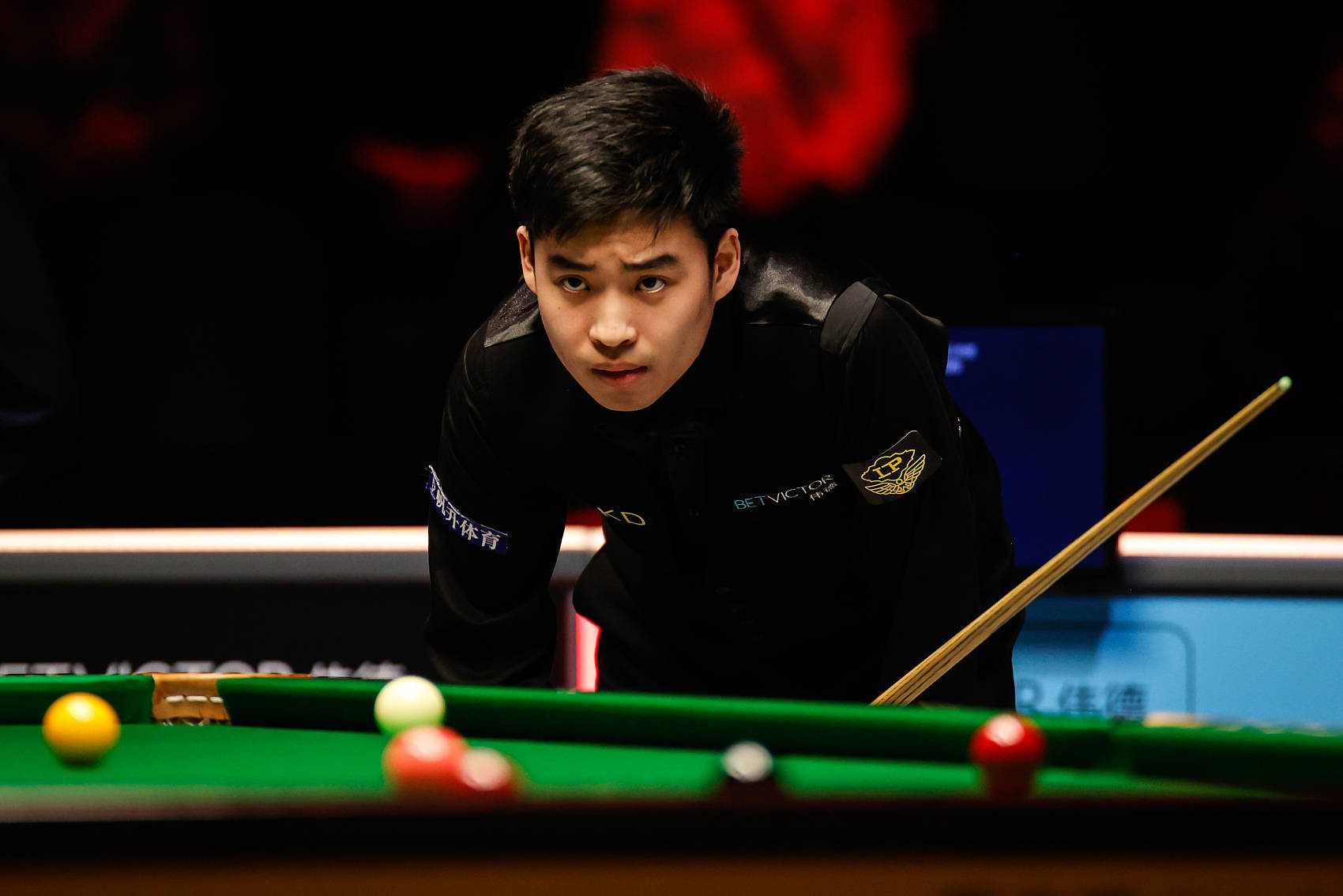 全面压制 全面压制