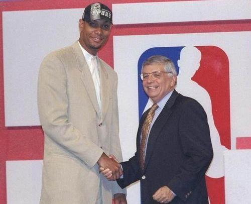 比赛接近尾 比赛接近尾